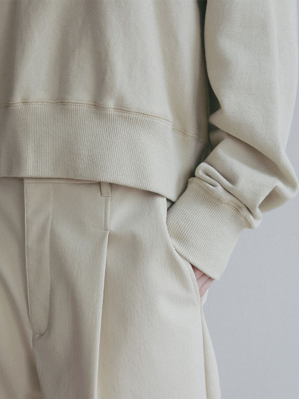 コンパクトスウェットシャツ