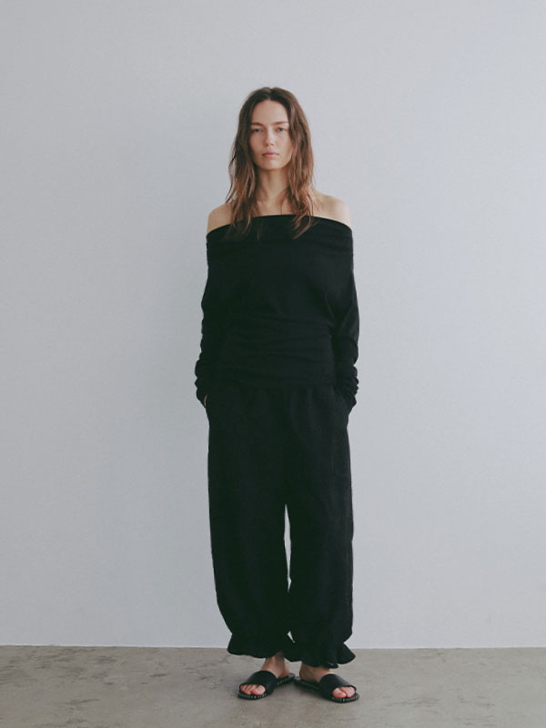 ワンショルダードレーププルオーバー