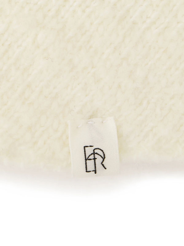 バンピーストールニットプルオーバー