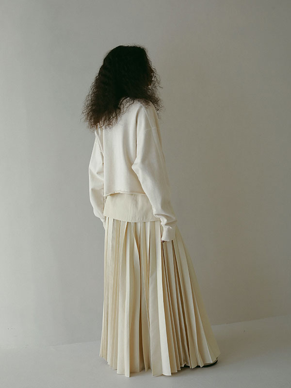 ショートスウェットシャツ(F OFF WHITE): トップス │ ETRE