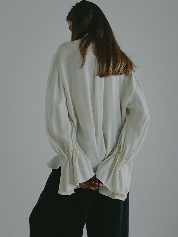 キャンディースリーブシルキーシャツ