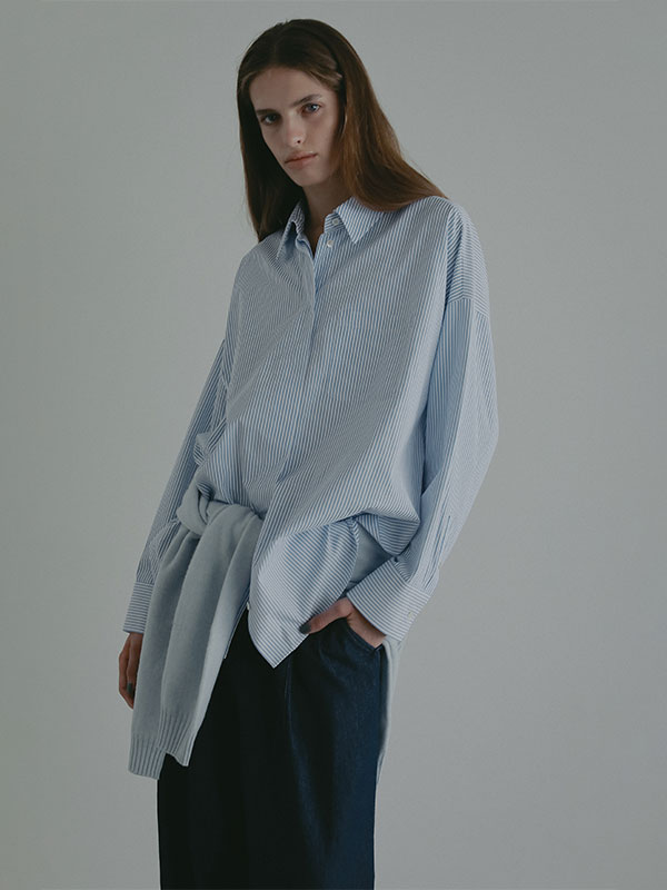 サイドスリットストライプシャツ