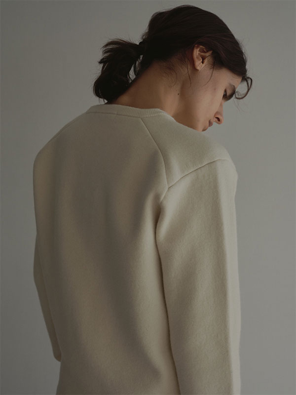 ショルダーパットダブルフェイスニットプルオーバー