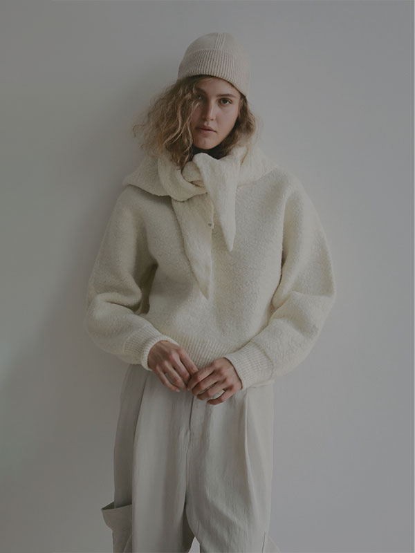 バンピーストールニットプルオーバー