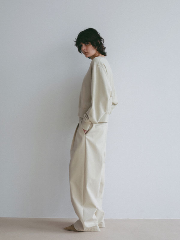 コンパクトスウェットシャツ