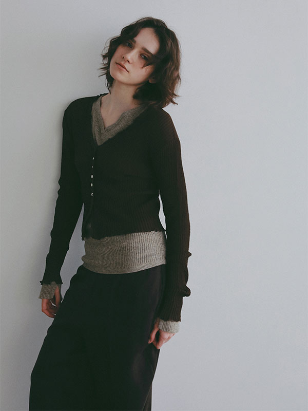 Vネックメローシアーカーディガン