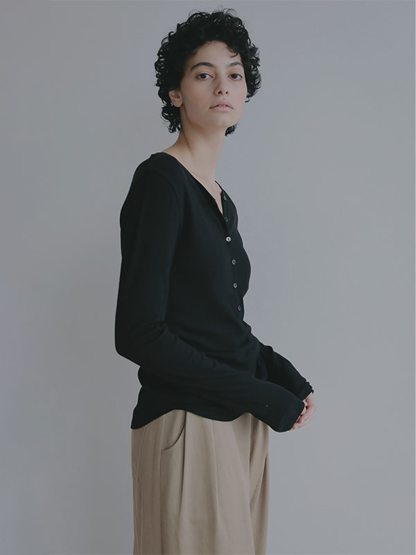 ヘンリーネックシアープルオーバー