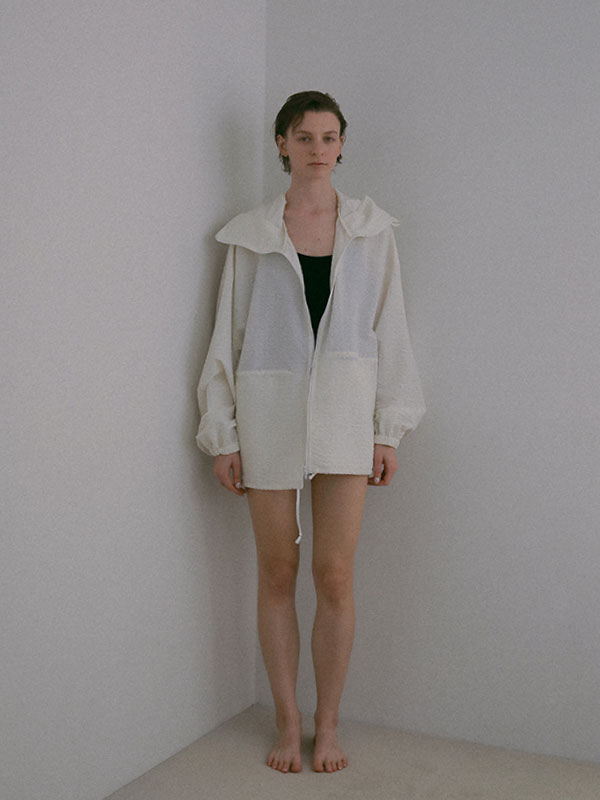 サッカーストレッチフードブルゾン