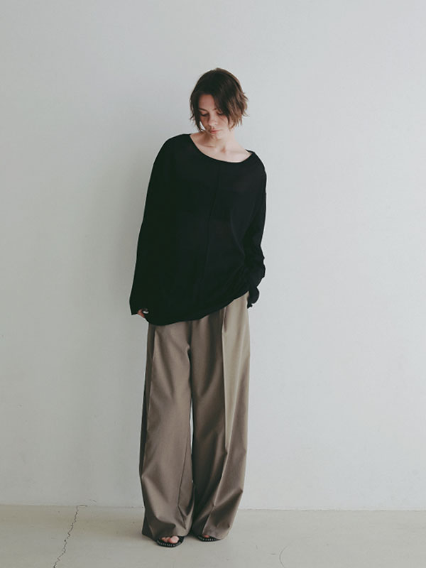 リネンライクエアリータックパンツ