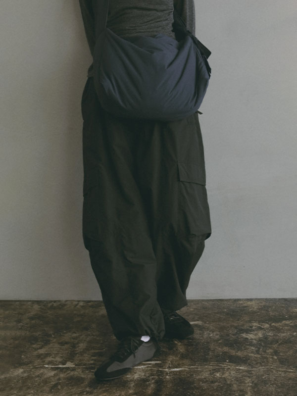 ぱとらっしゅ専用ページ Marmot×ETRE TOKYO PERTEXパラシュートパンツ(S OFF WHITE