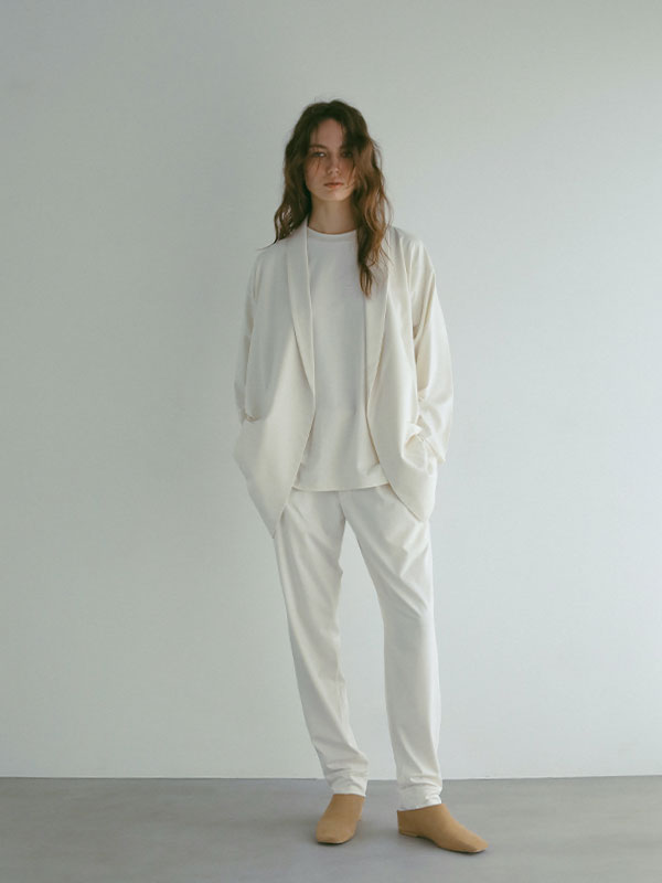 three dots パウダリーコットンジャケット