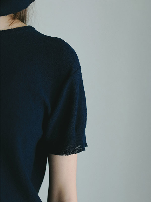 ハーフスリーブブークレニットカーディガン