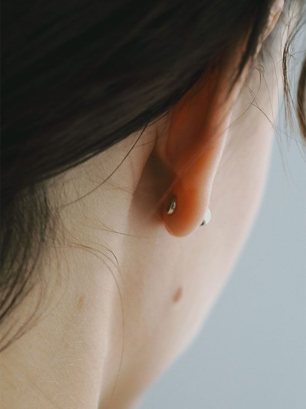 タイニーシルバーピアス