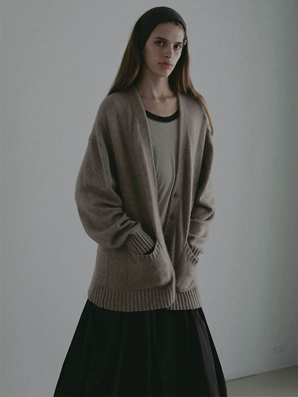 プレーンステッチＶネックニットカーディガン