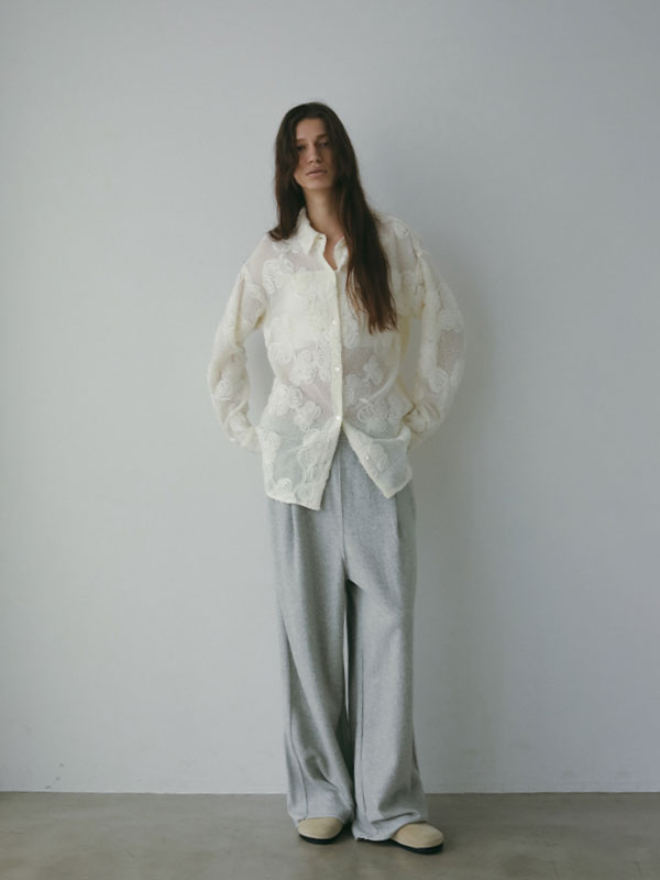 コードエンブロイダリーブラッシュドチュールシャツ(F OFF WHITE