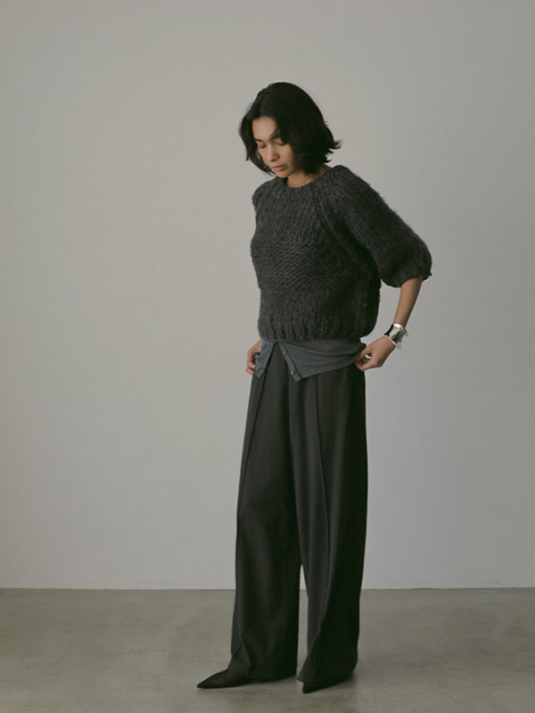 ブラッシュドハーフスリーブハンドニットプルオーバー