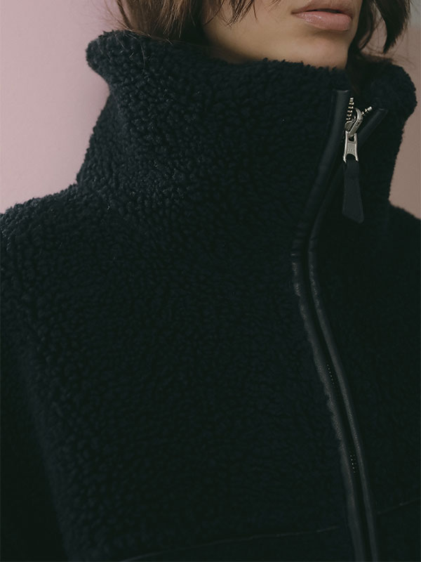 リバーシブルボアブルゾン