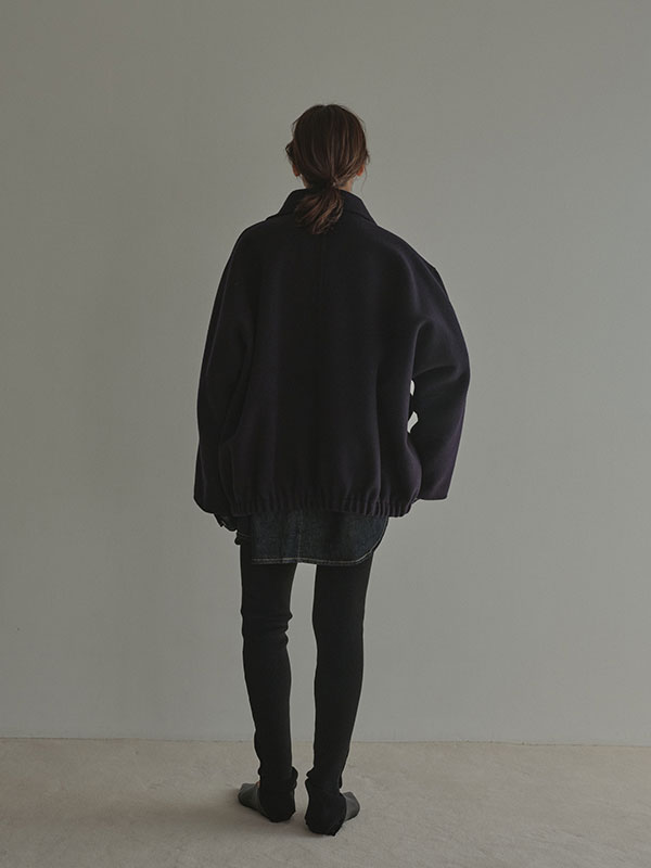 ヘムボタンニットレギンス