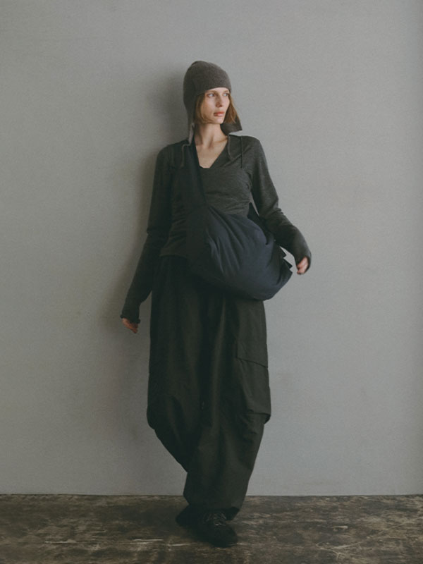 Marmot×ETRE TOKYO PERTEXパディングショルダーバック