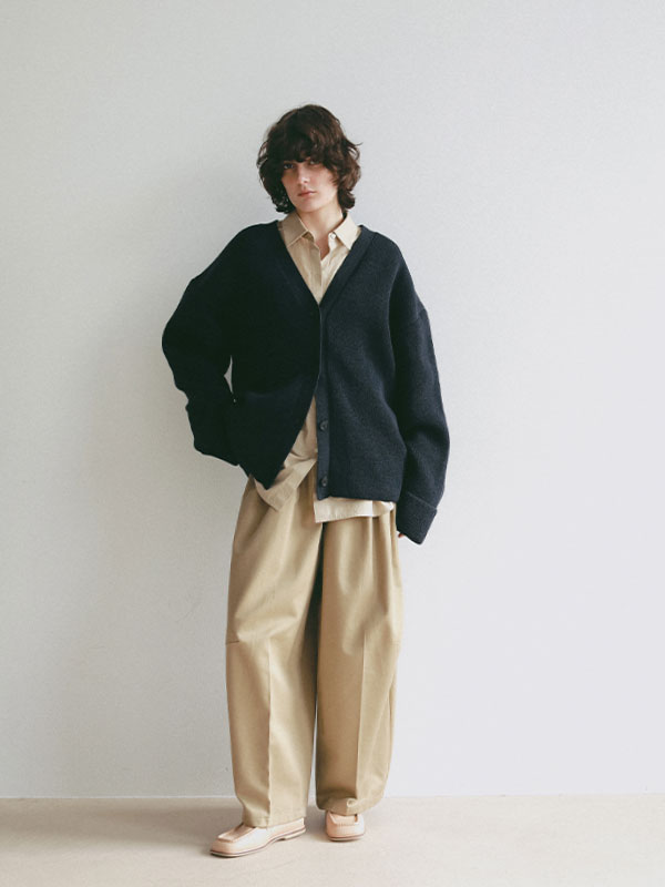 ソフトレザースクエアローファー