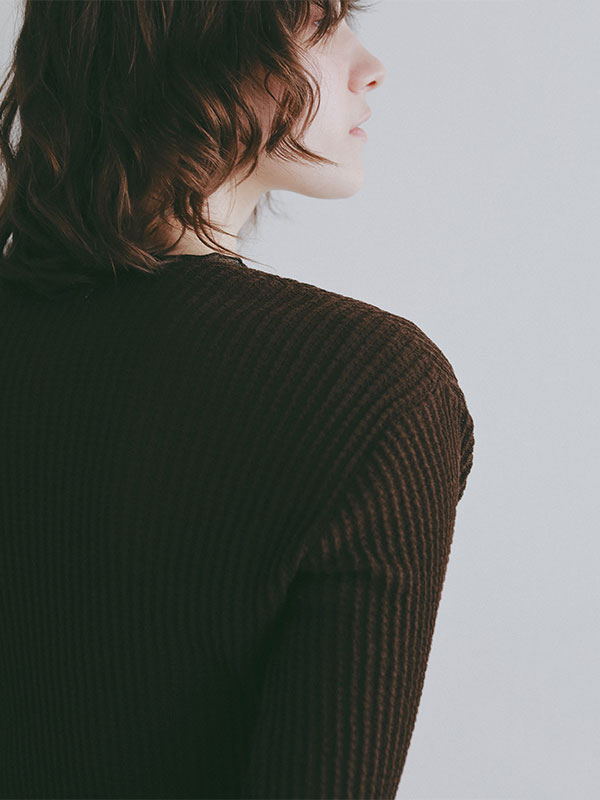 Vネックメローシアーカーディガン