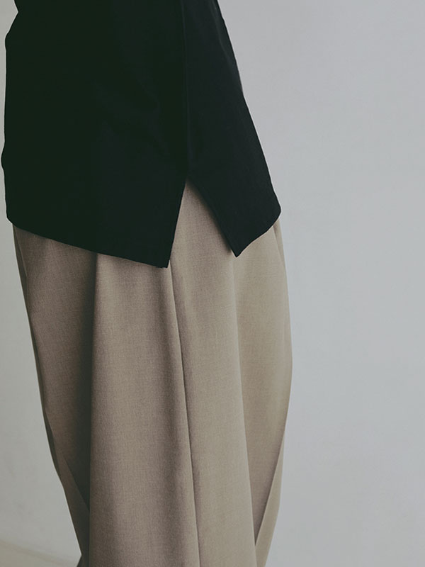 リネンライクエアリータックパンツ