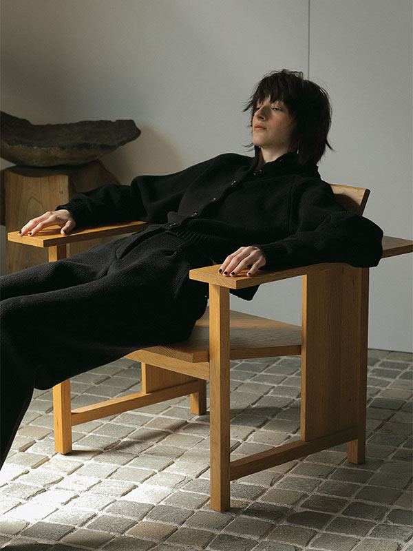 ハイネックコンパクトニットカーディガン