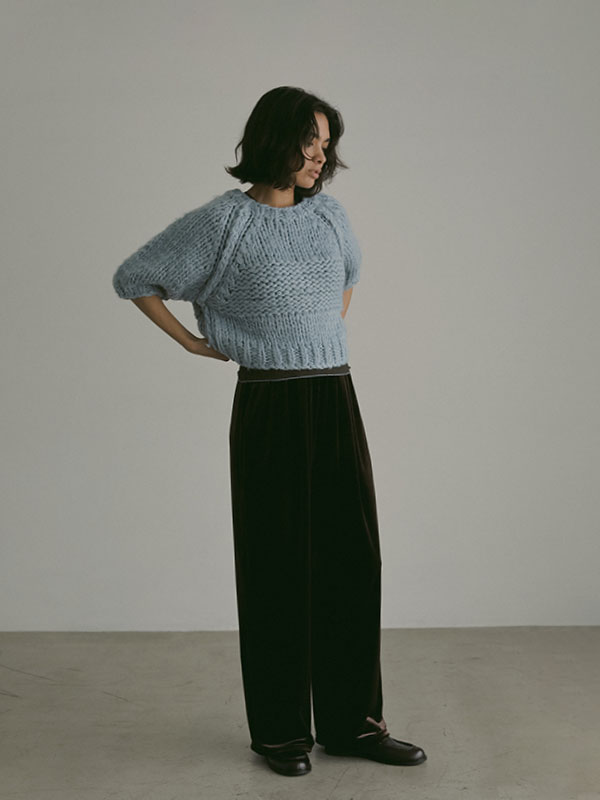 ブラッシュドハーフスリーブハンドニットプルオーバー