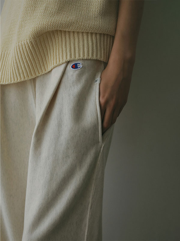 Vネックスリーブレスニットプルオーバー