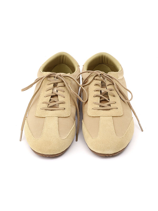 マットサテンローカットスニーカー