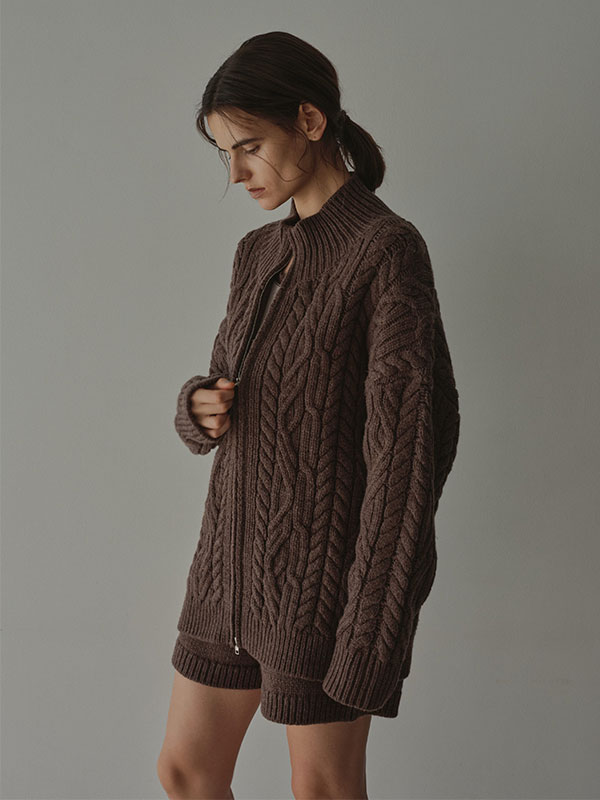 ダブルジップケーブルニットカーディガン