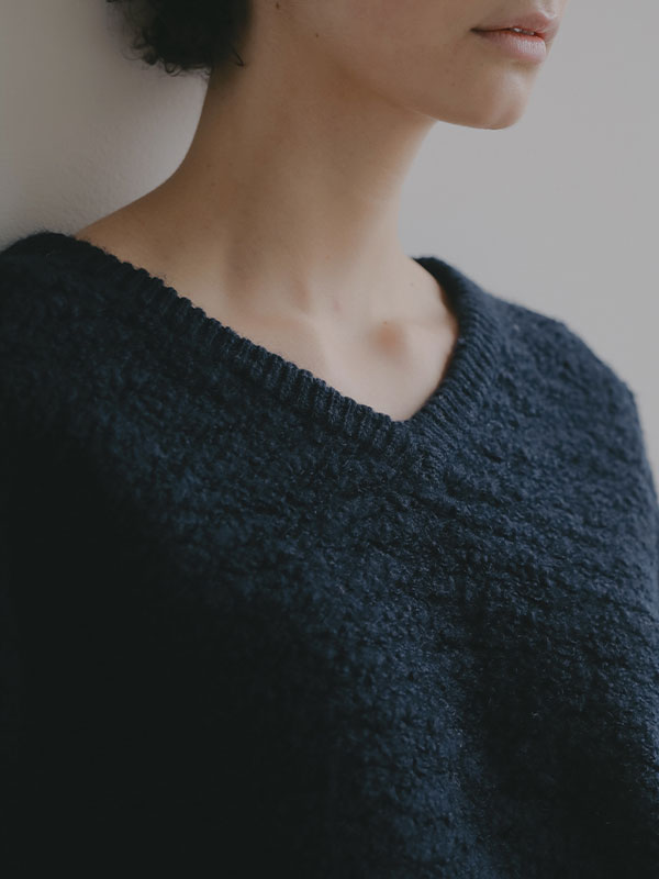 バンピーストールニットプルオーバー