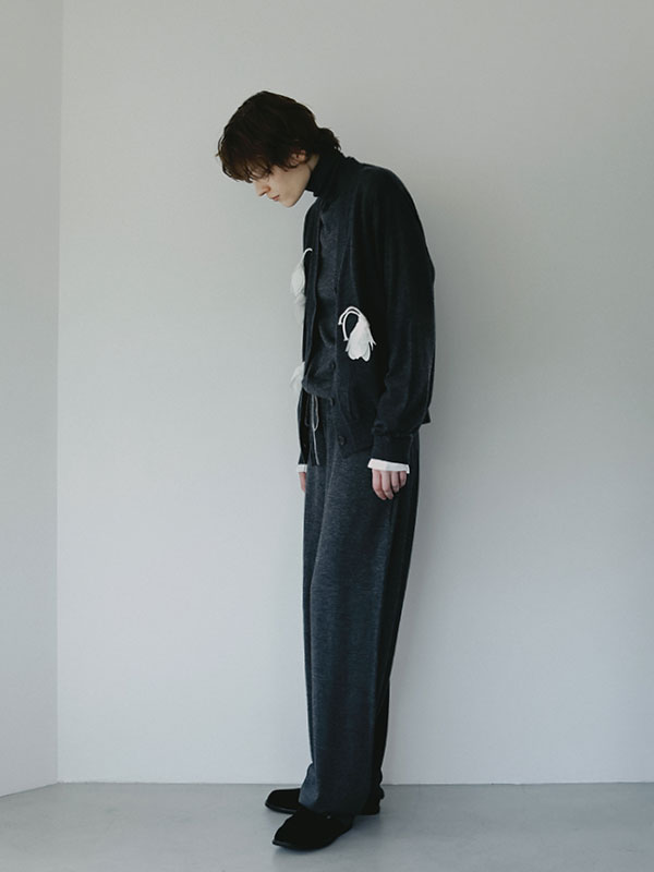 SANTEフラワーモチーフＶネックニットカーディガン