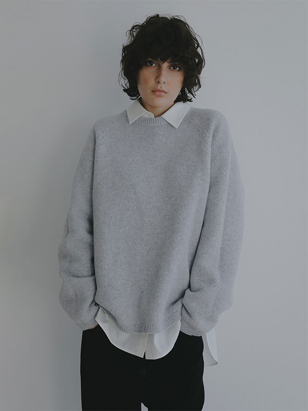 リバーシブルボックスニットプルオーバー