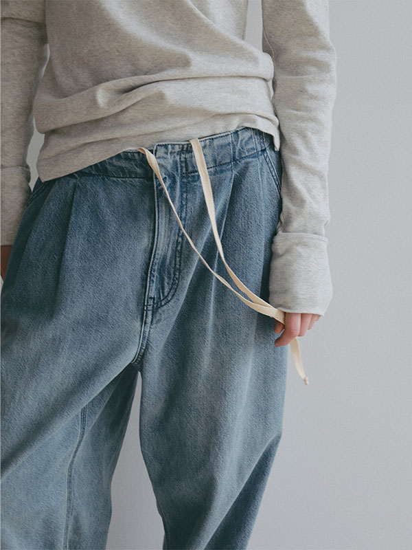 デニムタックワイドパンツ