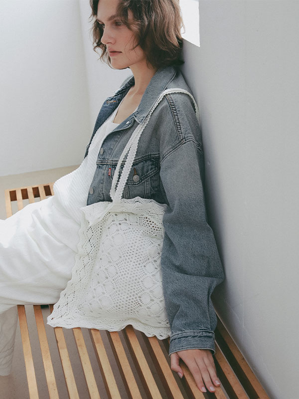 LEVIS SHRUNKEN 90S TRUCKER