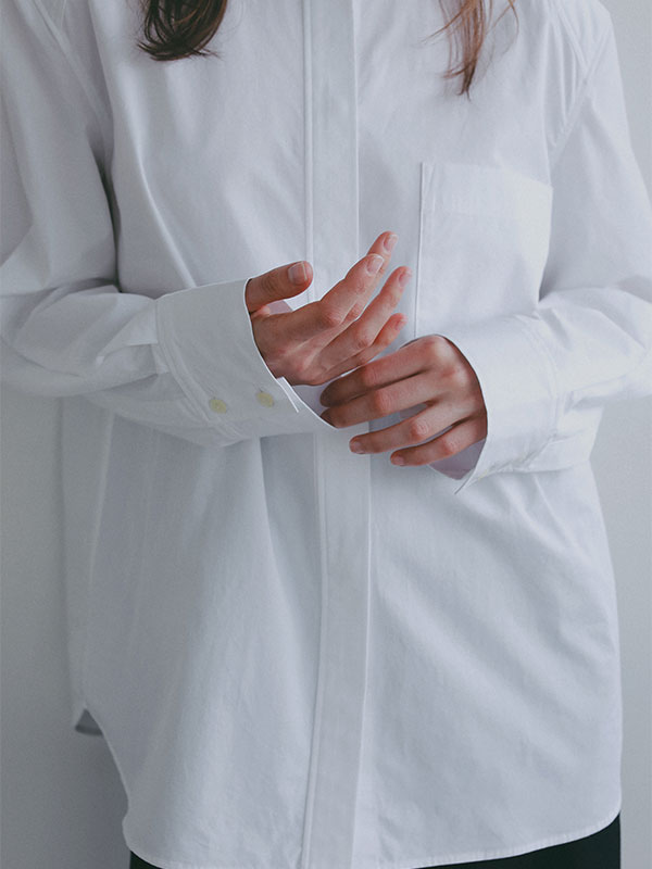 ボールドショルダーシャツ