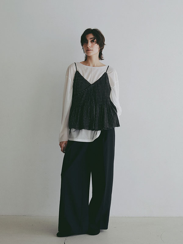 リネンライクエアリータックパンツ