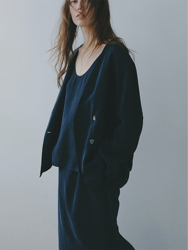 キュプラタンクトップ(F NAVY): トップス │ ETRE TOKYO