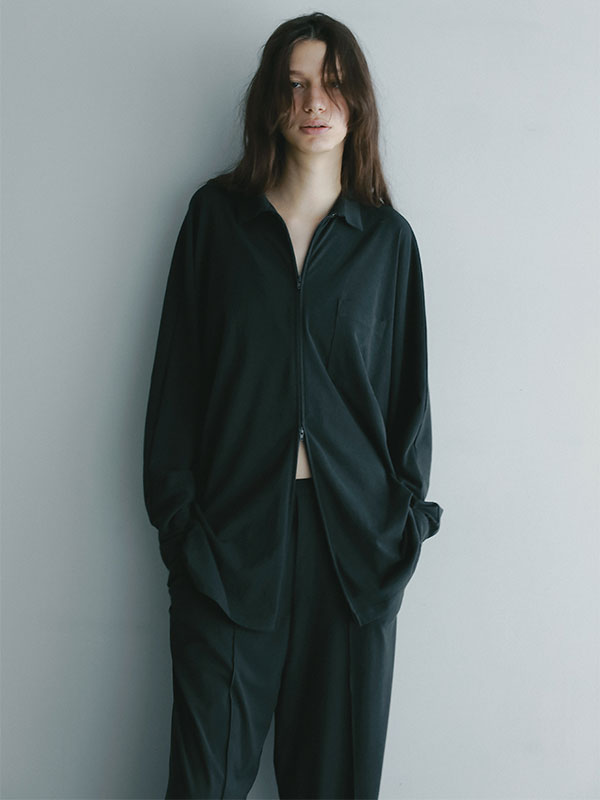 フロントファスナーカットシャツ