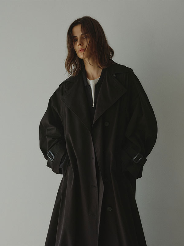 コンシャススリーブトレンチコート