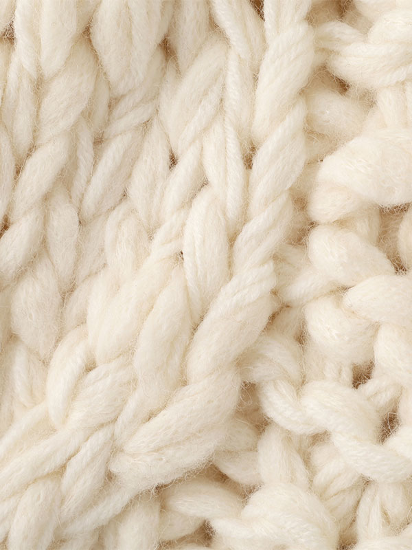 ハンドニットケーブルプルオーバー