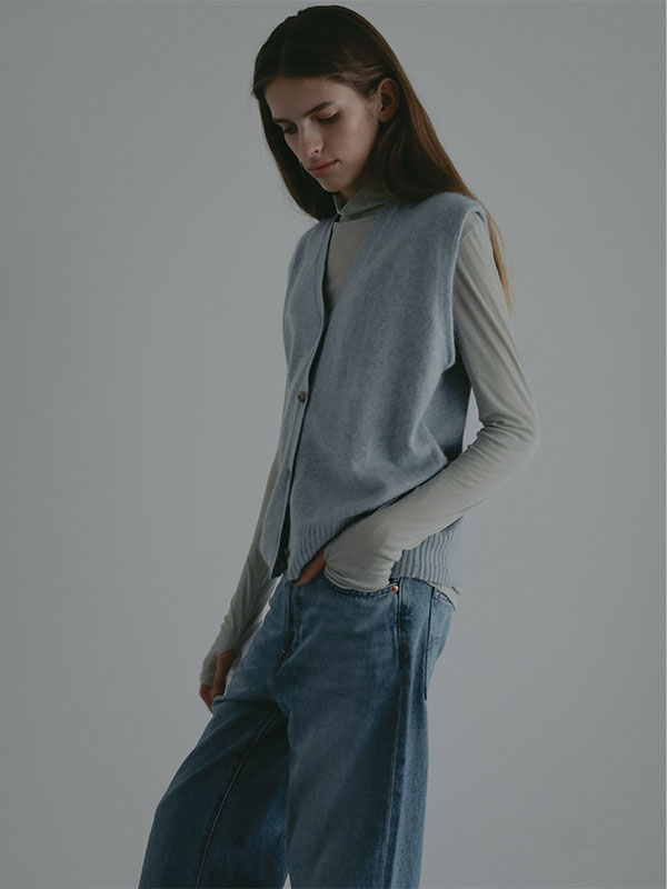 プレーンステッチVネックニットベスト