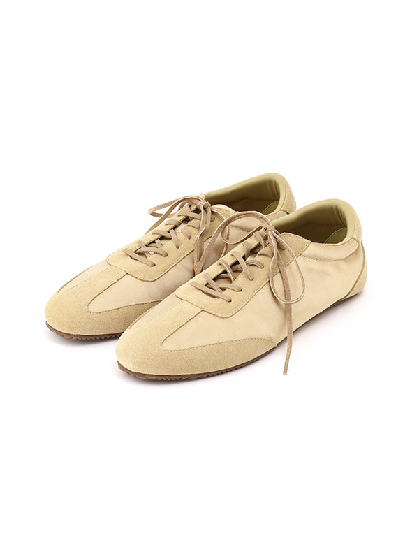 マットサテンローカットスニーカー