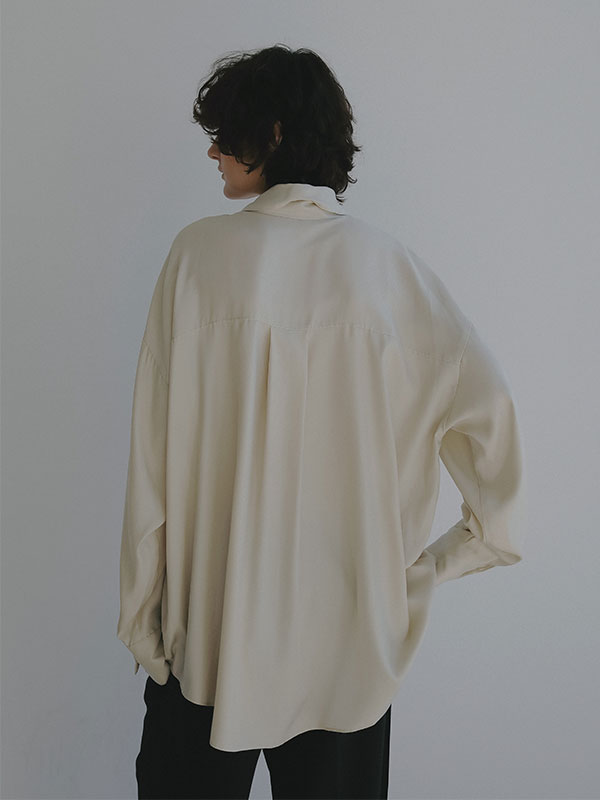 キュプラネクタイオーバーサイズシャツ