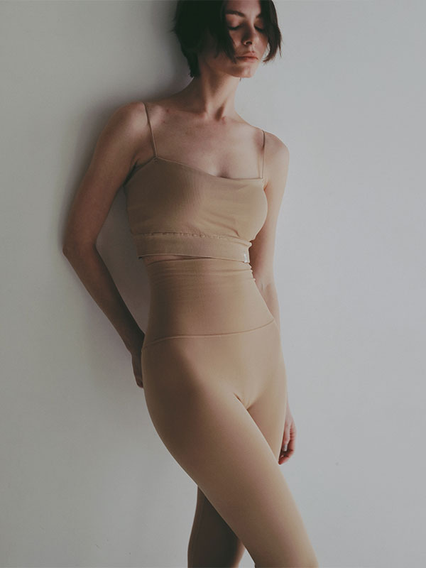 AMPHI×ETRE TOKYOフィットカップインバンドゥキャミソール