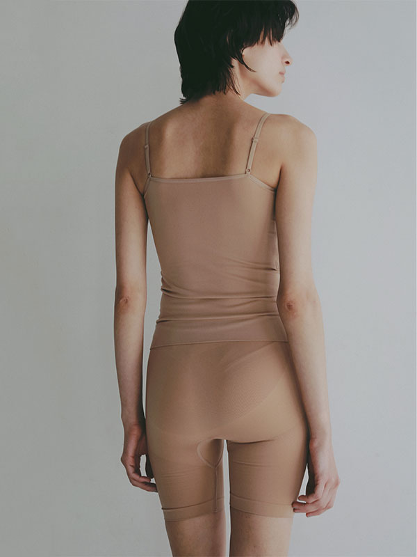 AMPHI×ETRE TOKYOフィットハーフレギンス