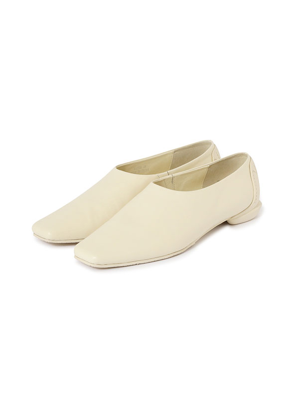 SHISEI TIGHT SQUARE SLIPON(22.5 IVORY): シューズ │ ETRE TOKYO official online  store(エトレトウキョウ)