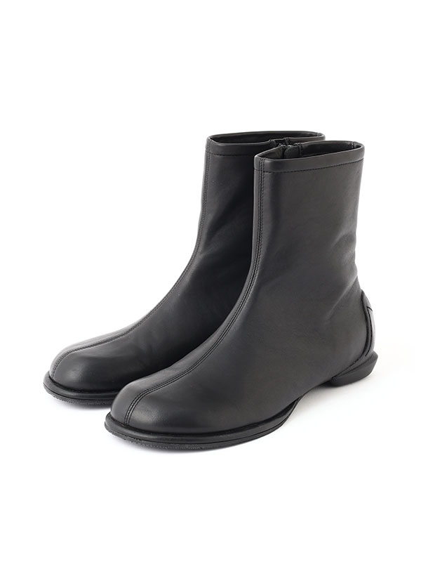 Me様　エトレトウキョウ　ノベルティー　ケアブラシ SHISEI TIGHT SQUARE SLIPON(22.5 IVORY): シューズ │ ETRE