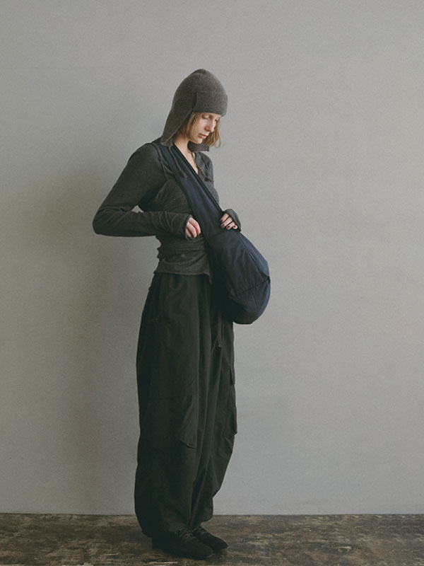 Marmot×ETRE TOKYO PERTEXパディングショルダーバック